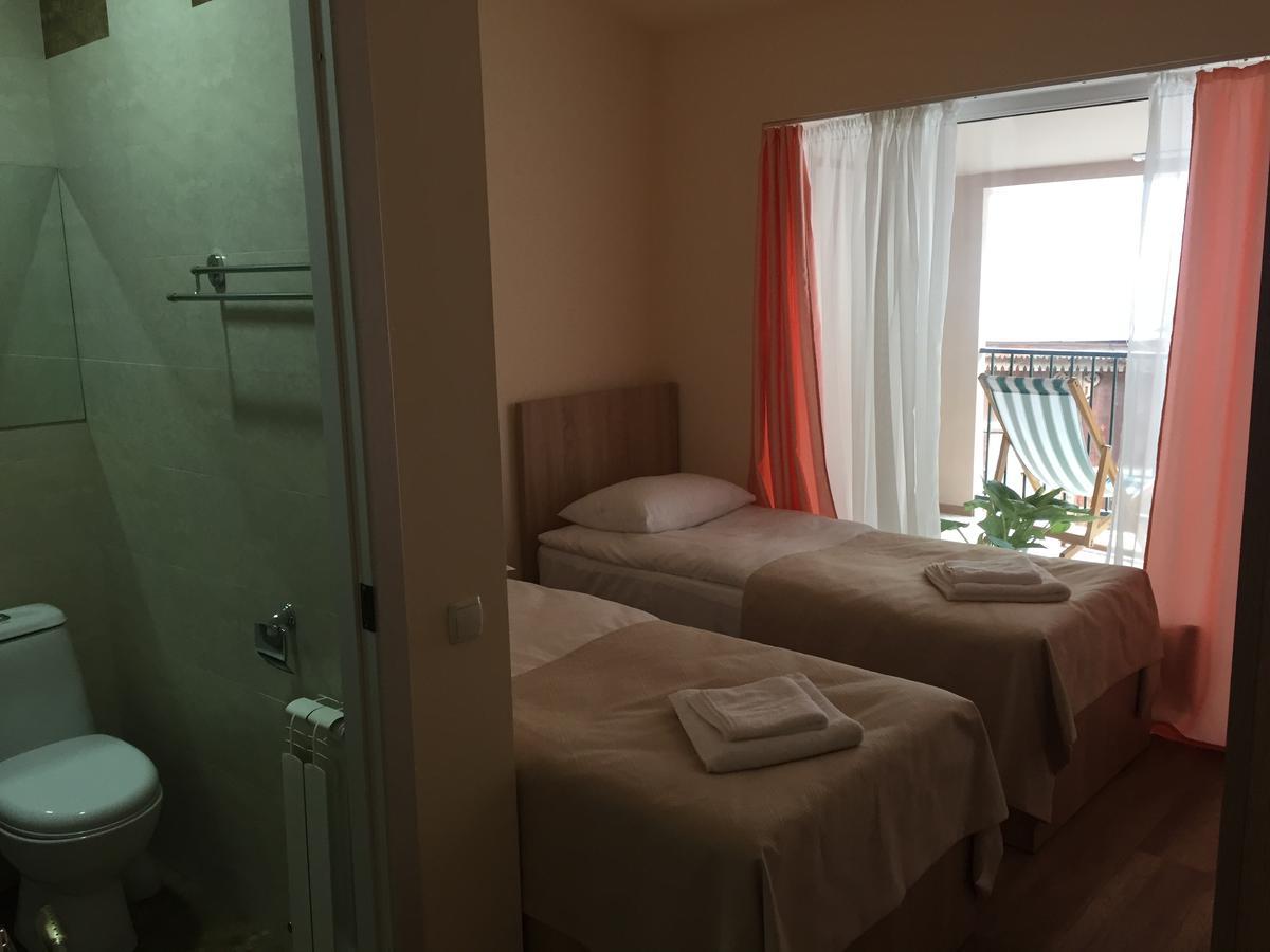 R And B Hotell Borjomi Eksteriør bilde