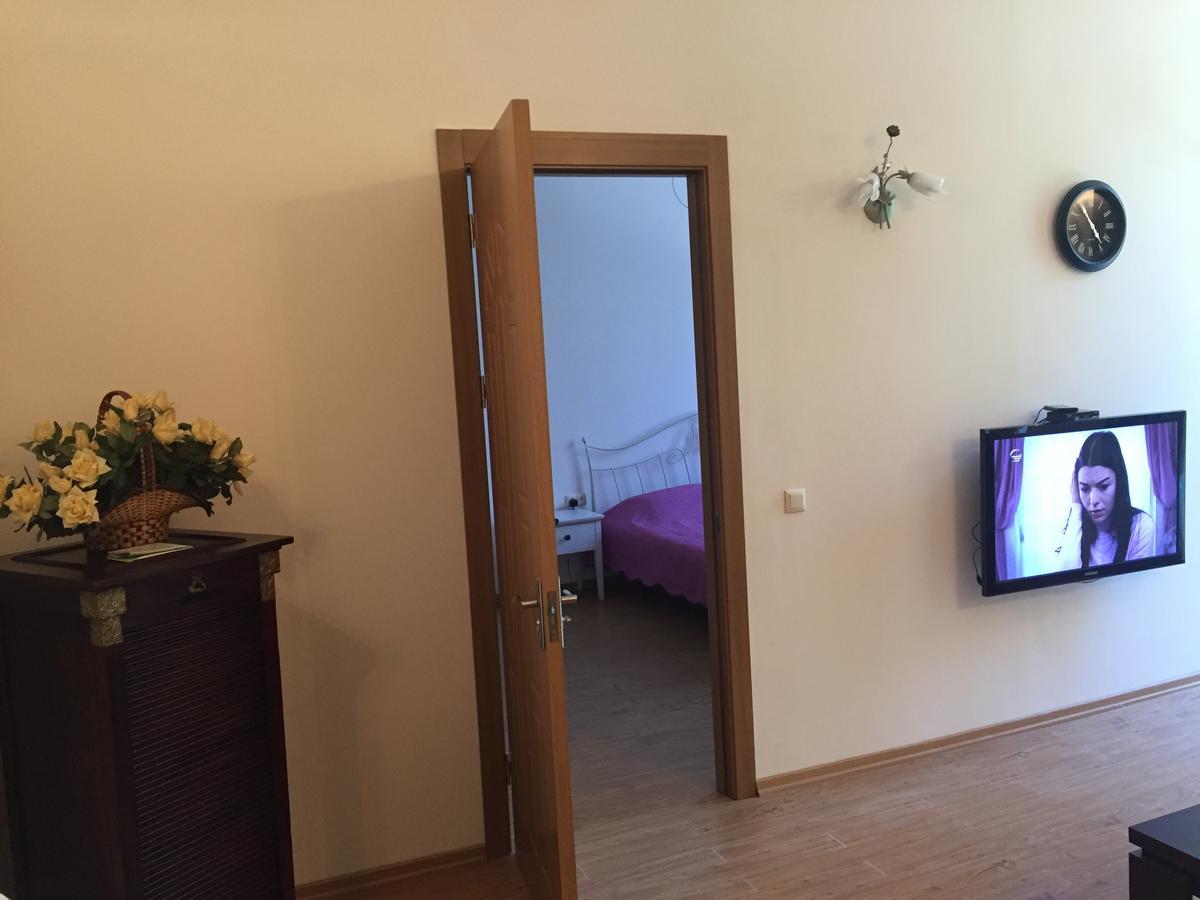 R And B Hotell Borjomi Eksteriør bilde